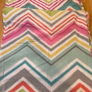 Pottery Barn Teen Colorful Duvet. Full/Queen